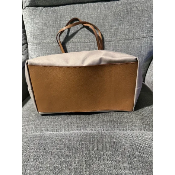 Coach Sawyer Tore Bag Taupe Canvas With Leather Trim  display picture 3